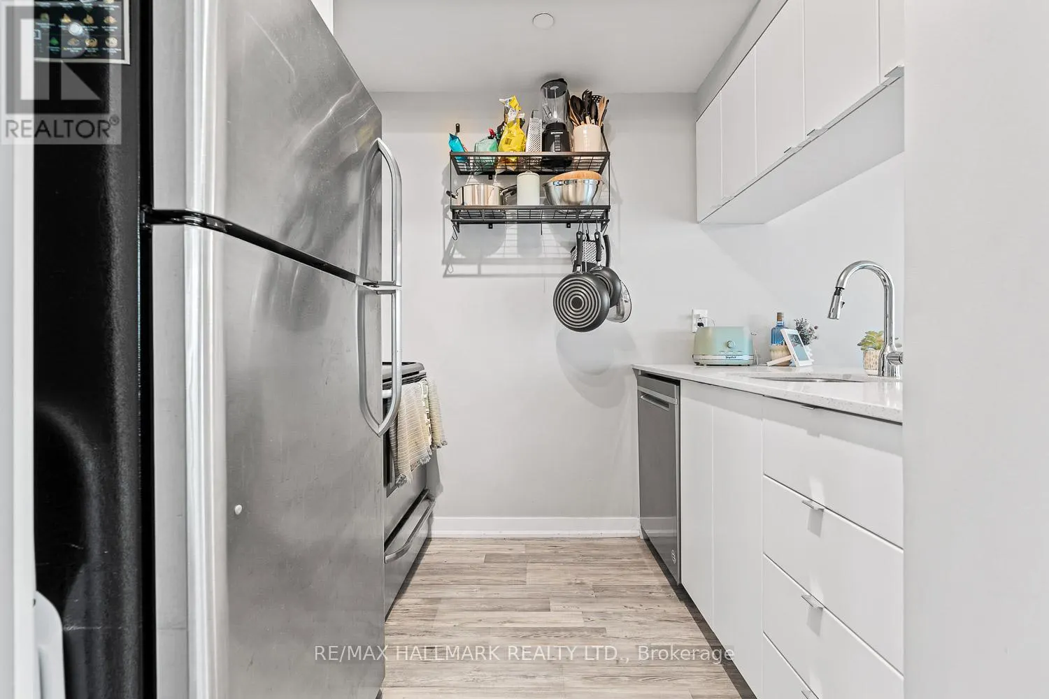 709 - 69 LYNN WILLIAMS STREET