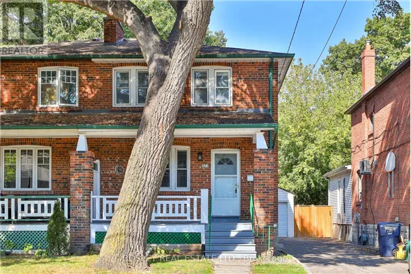 682 HILLSDALE AVENUE E