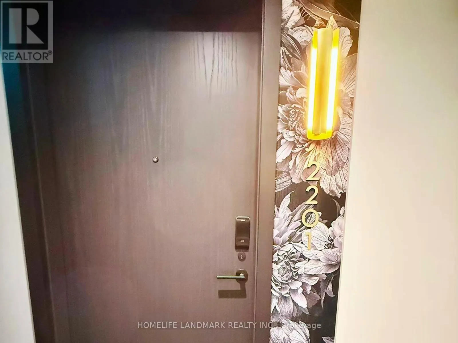 2201 - 771 YONGE STREET