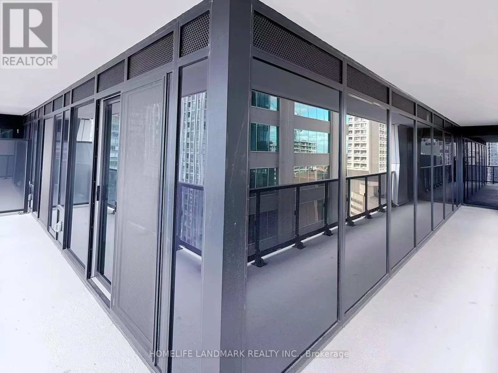 2201 - 771 YONGE STREET