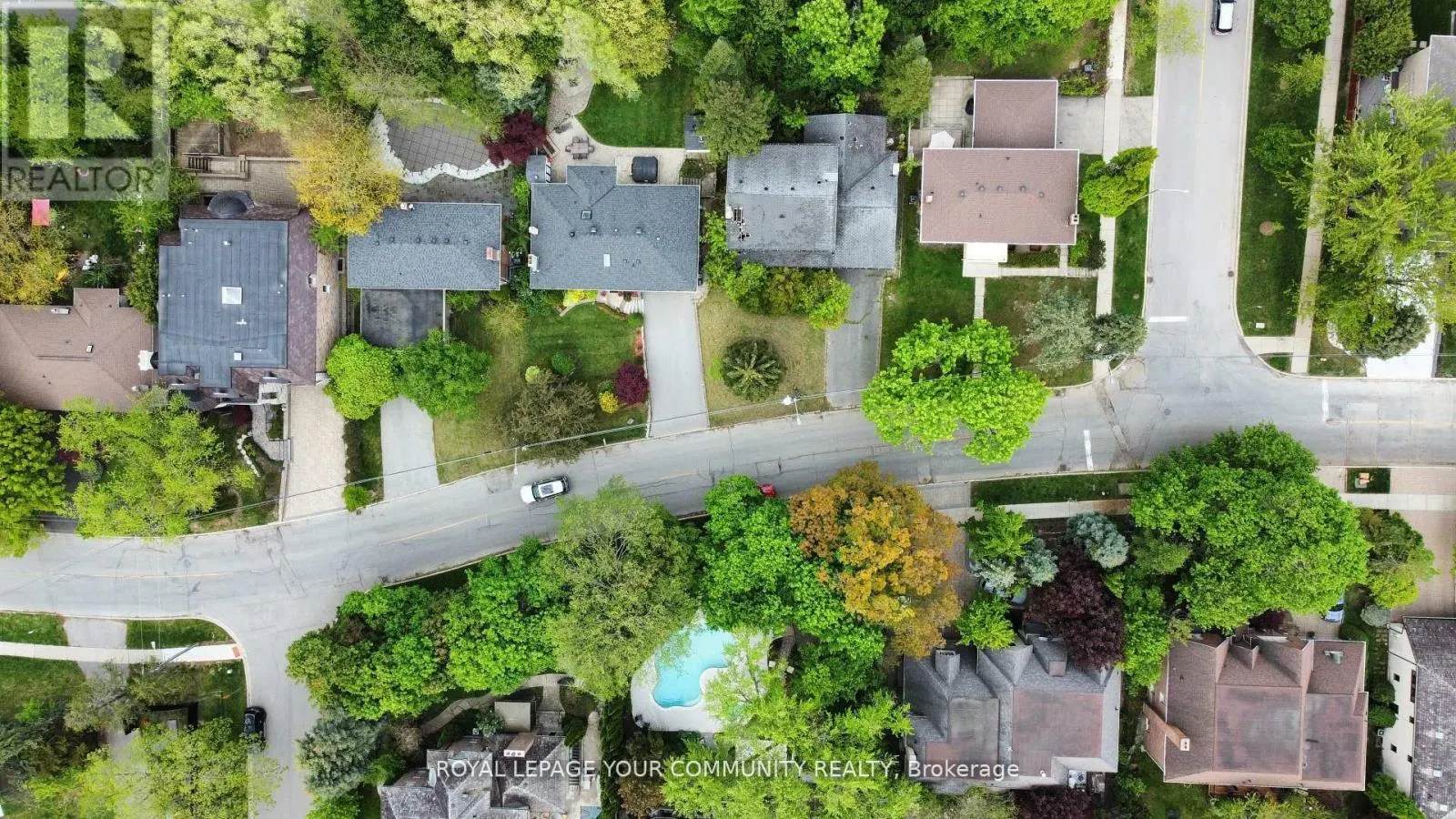 225 OLD YONGE STREET