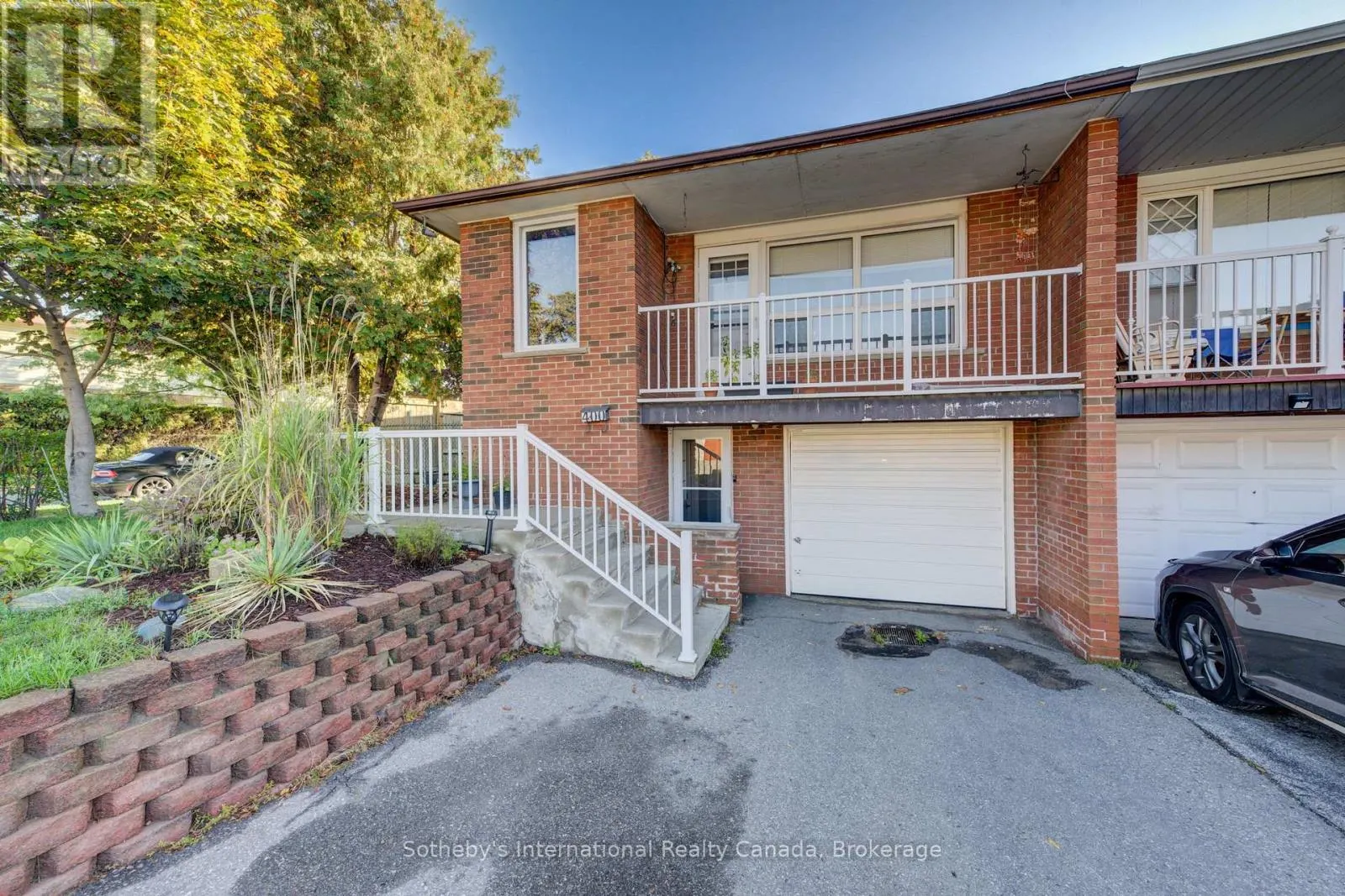 400 CHEROKEE BOULEVARD