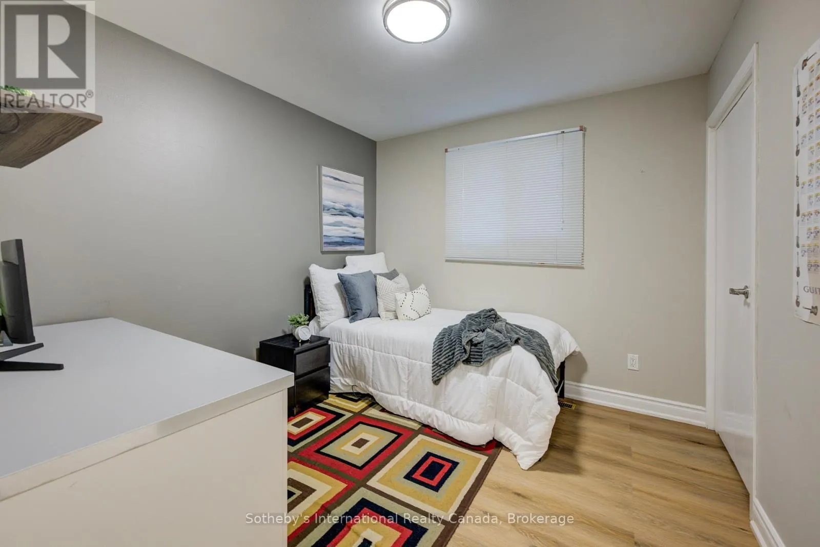 400 CHEROKEE BOULEVARD