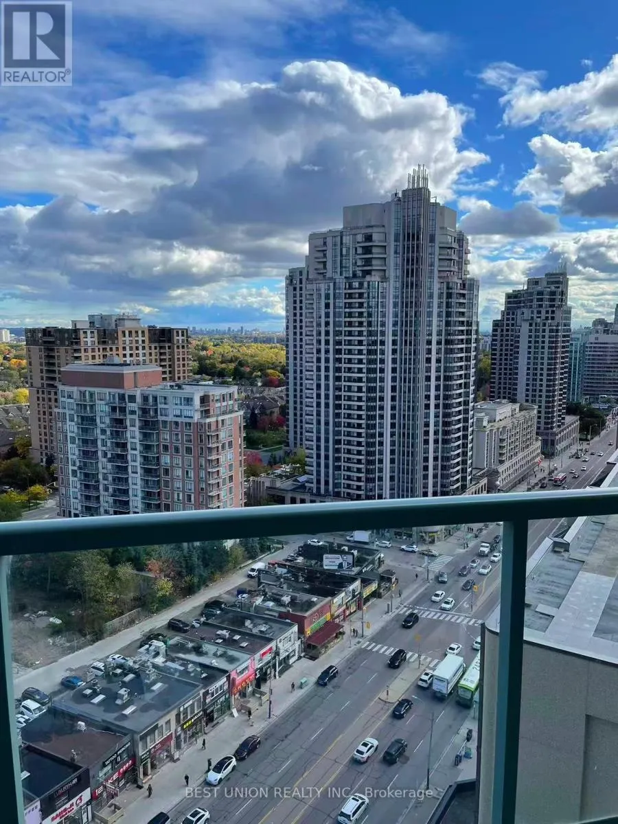 2205 - 5500 YONGE STREET