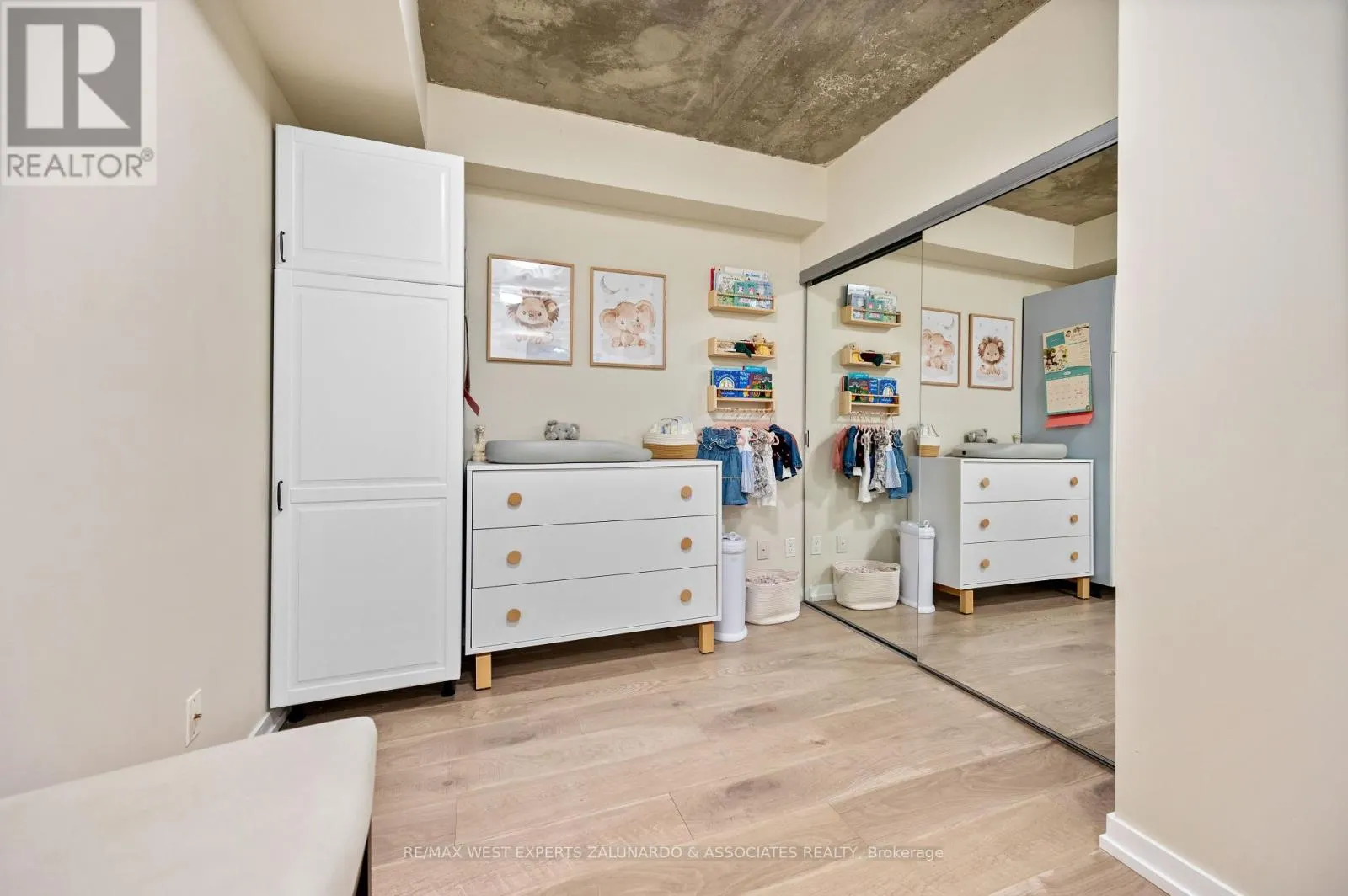 315 - 59 EAST LIBERTY STREET