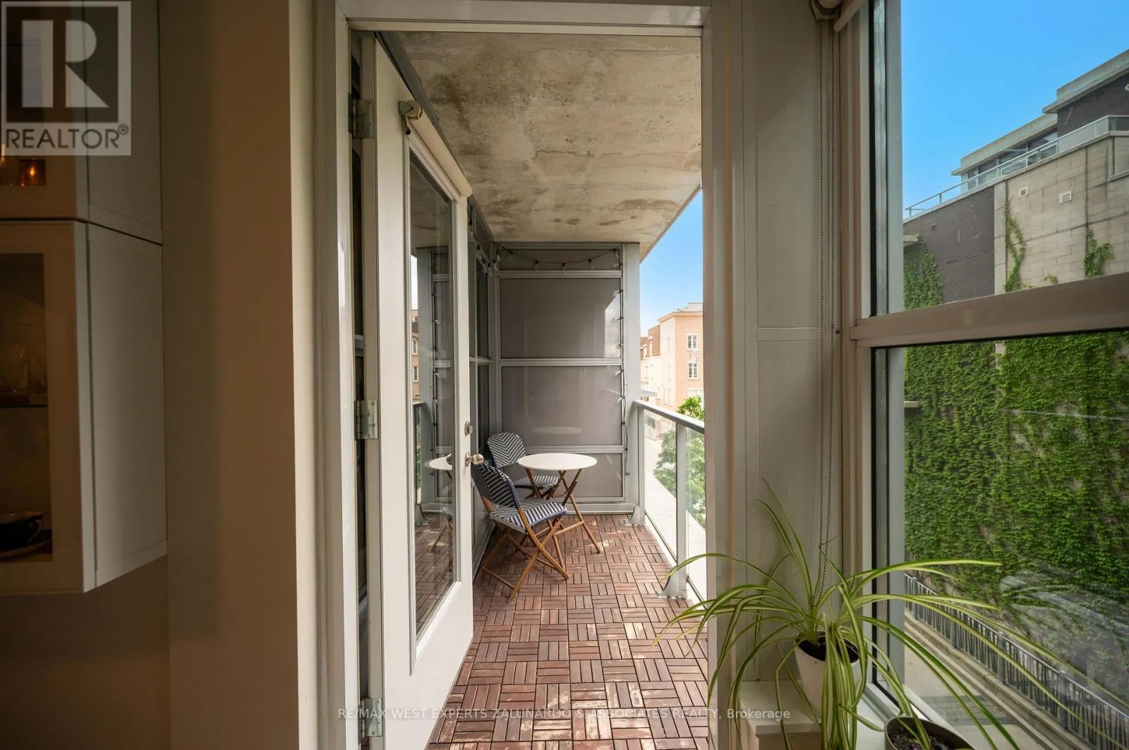 315 - 59 EAST LIBERTY STREET