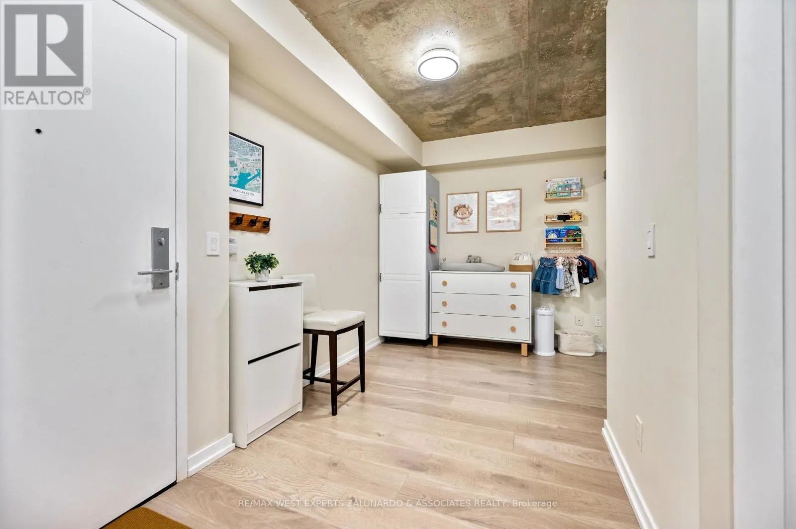 315 - 59 EAST LIBERTY STREET