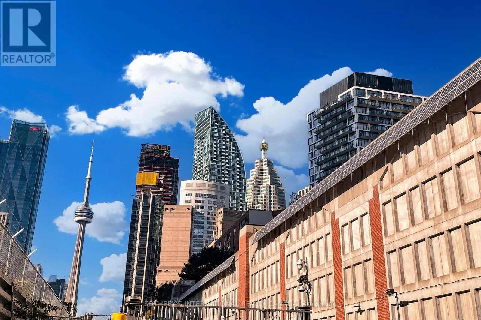 1907 - 1 MARKET STREET