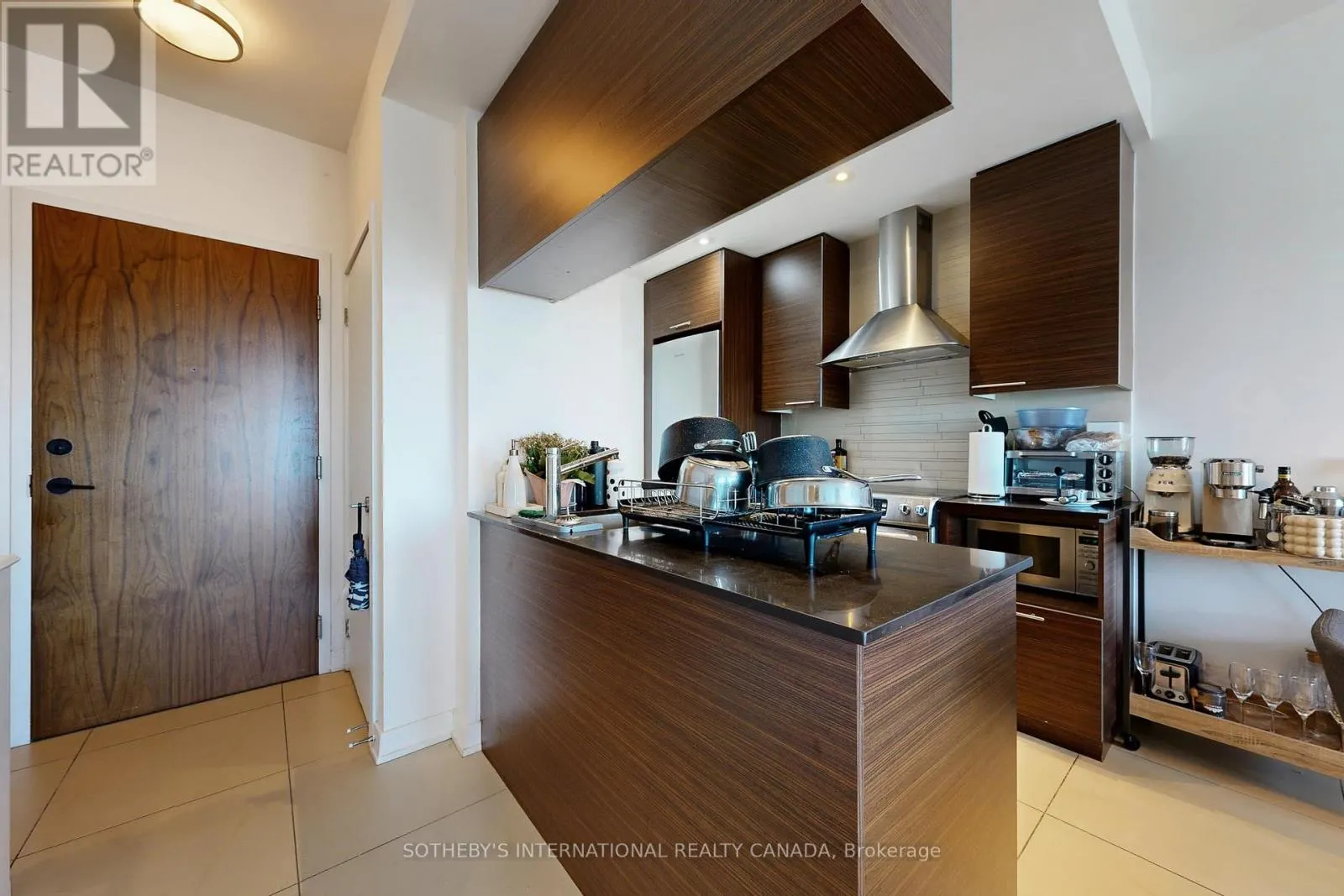 1907 - 1 MARKET STREET