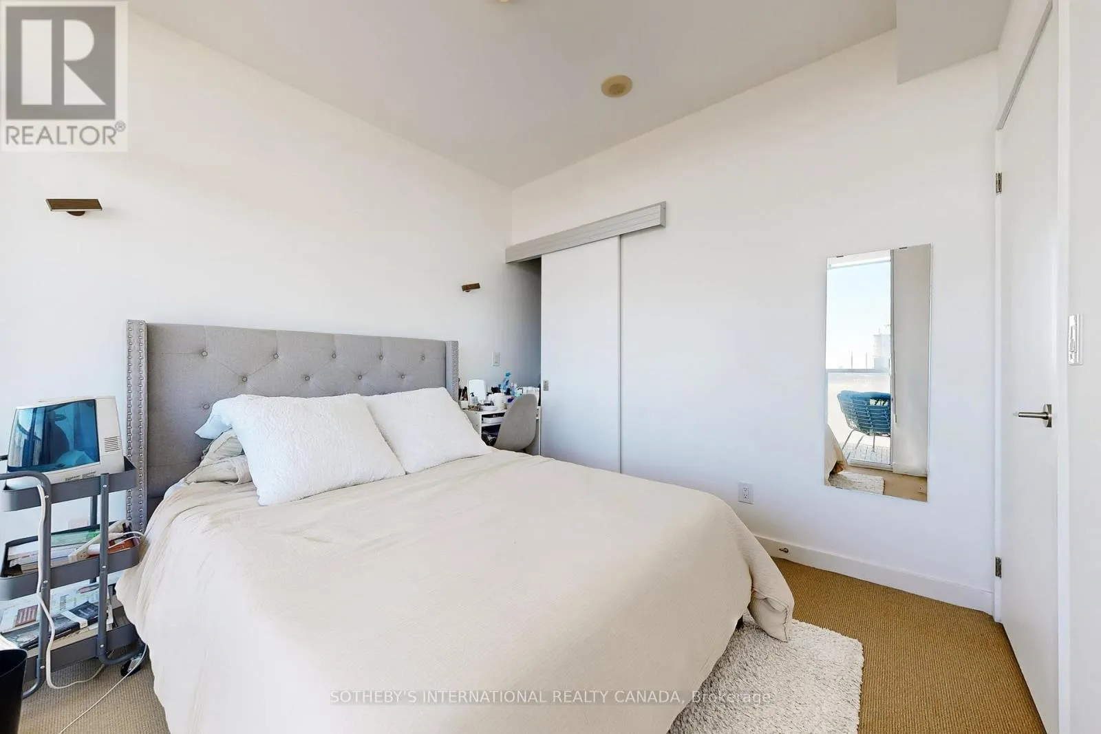 1907 - 1 MARKET STREET