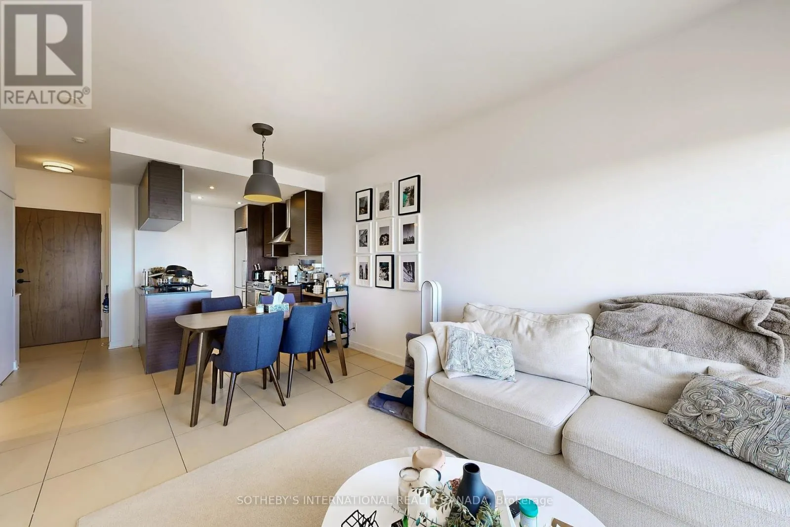 1907 - 1 MARKET STREET