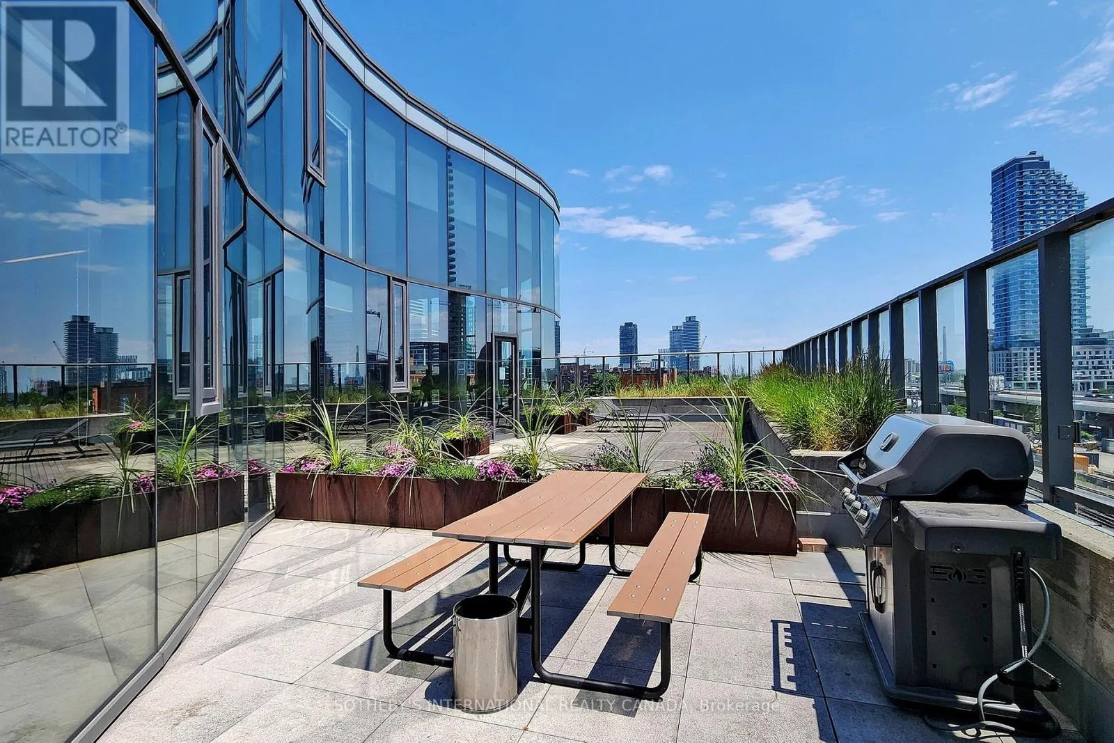 1907 - 1 MARKET STREET