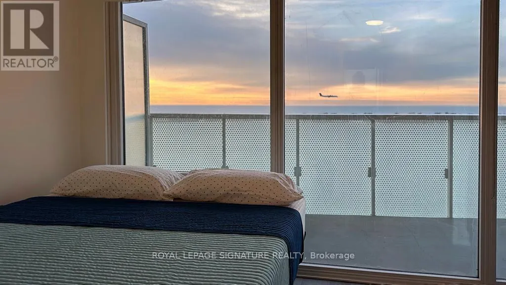 2603 - 15 QUEENS QUAY E