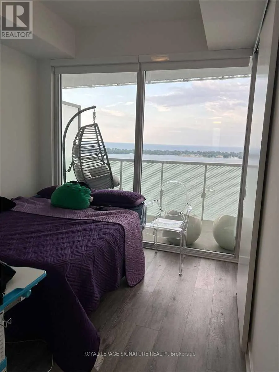 2603 - 15 QUEENS QUAY E