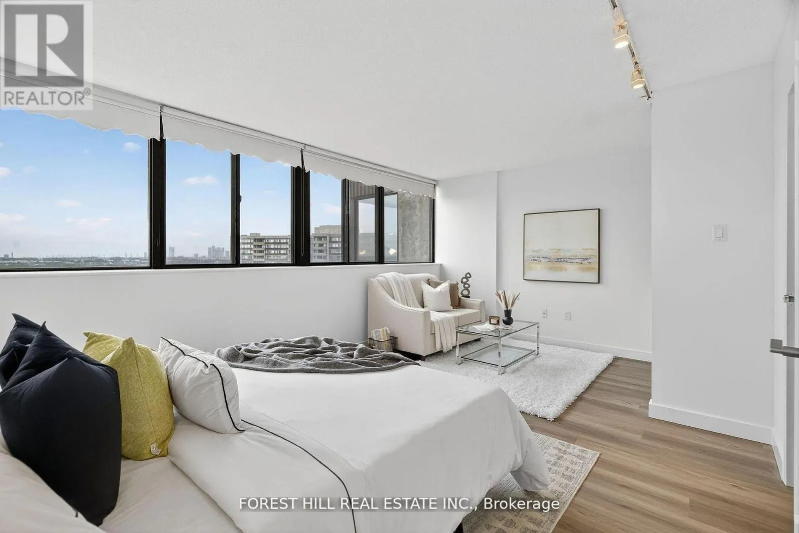 1802 - 80 ANTIBES DRIVE