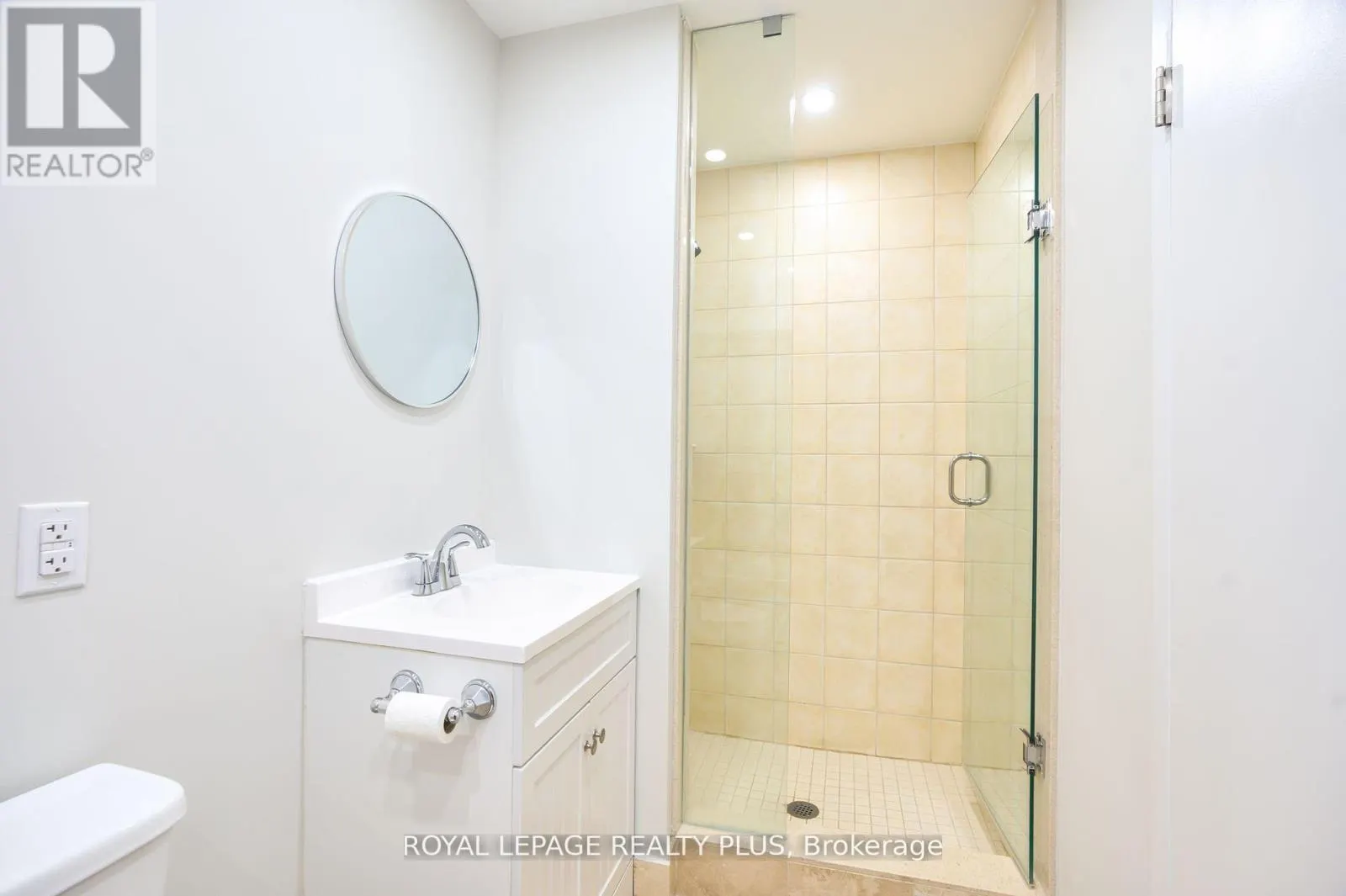 1706 - 1 KING STREET W