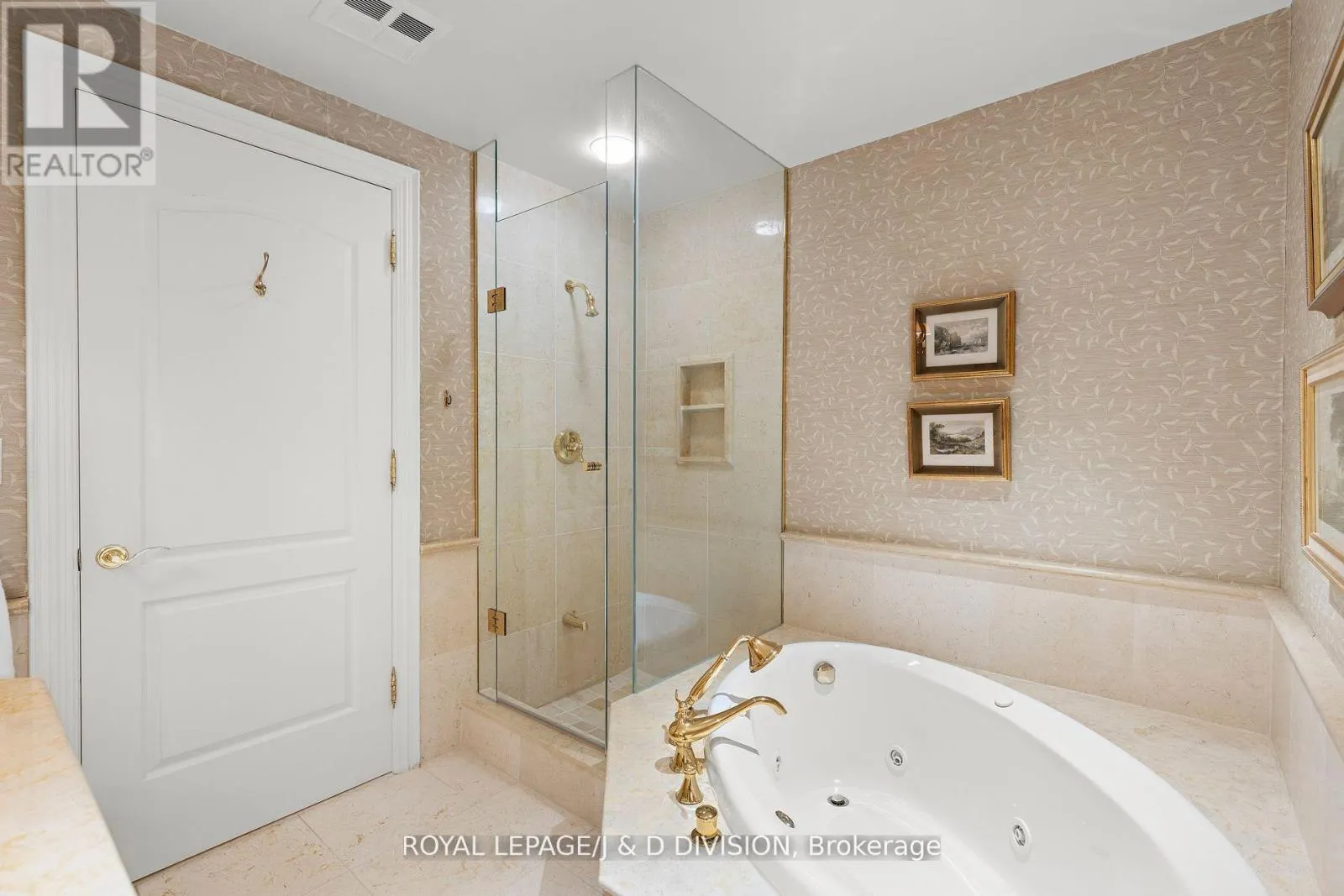 303 - 33 DELISLE AVENUE