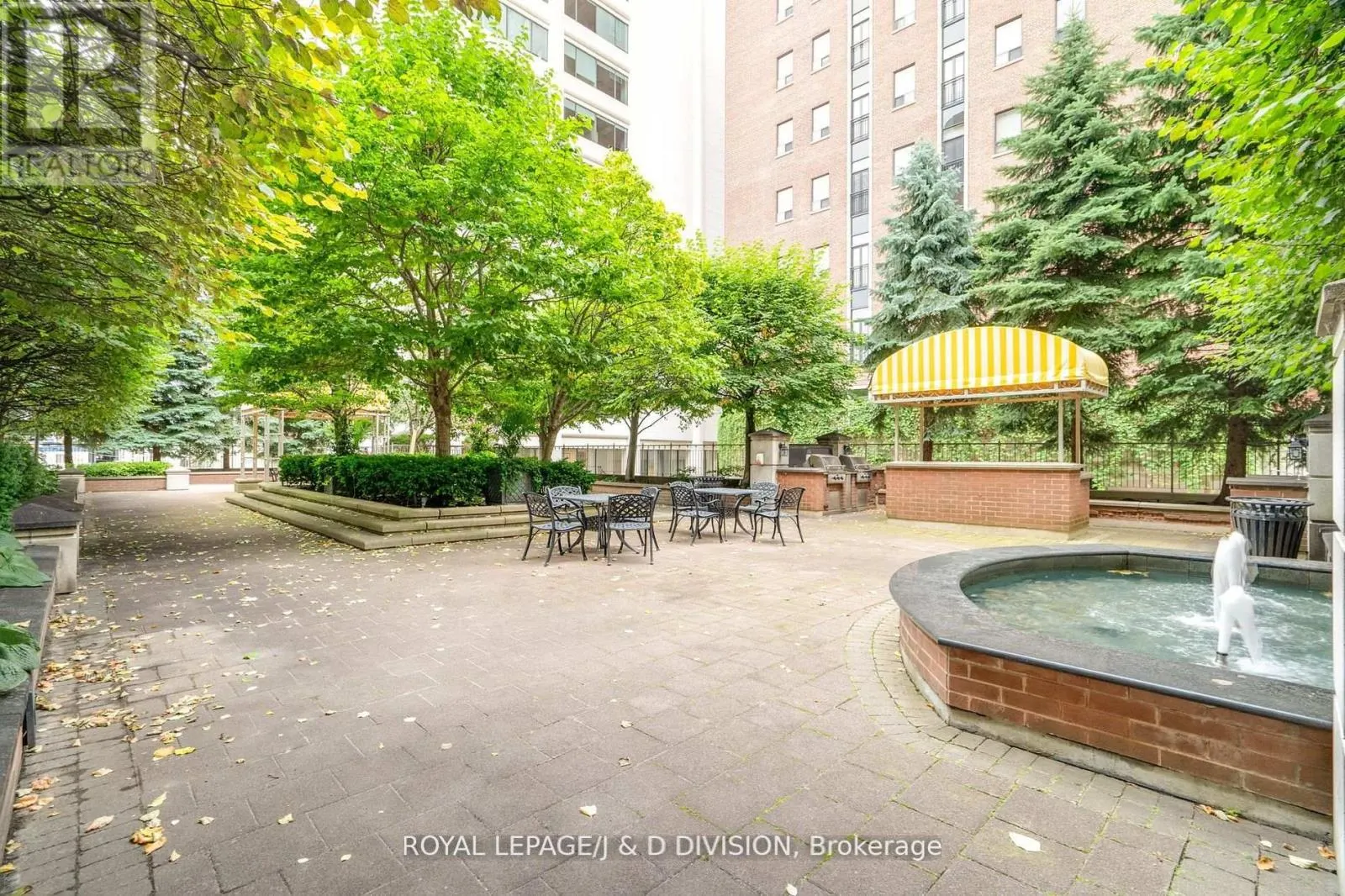 303 - 33 DELISLE AVENUE