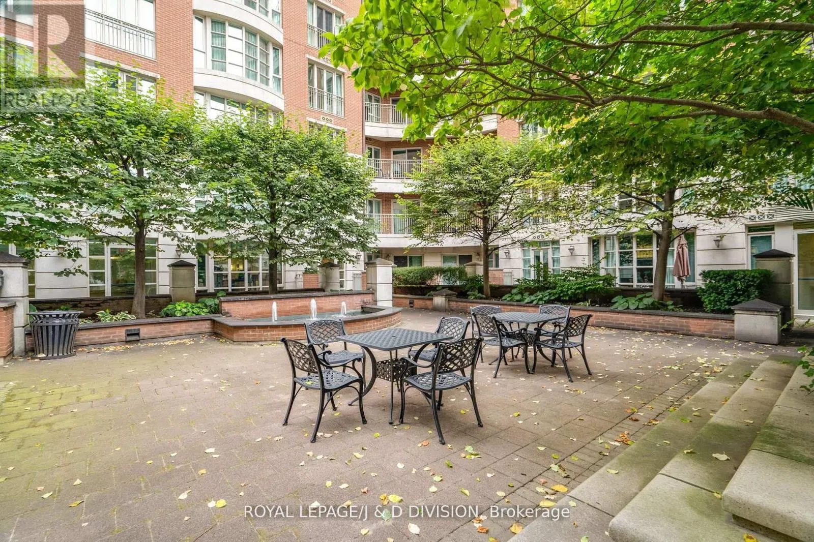 303 - 33 DELISLE AVENUE