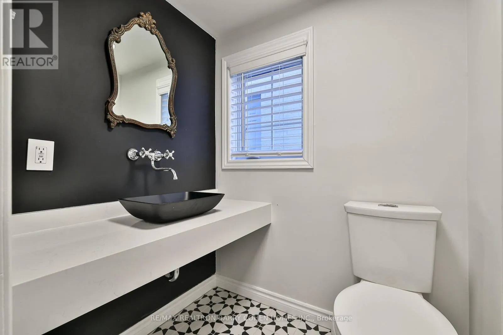 29 GLEN RUSH BOULEVARD