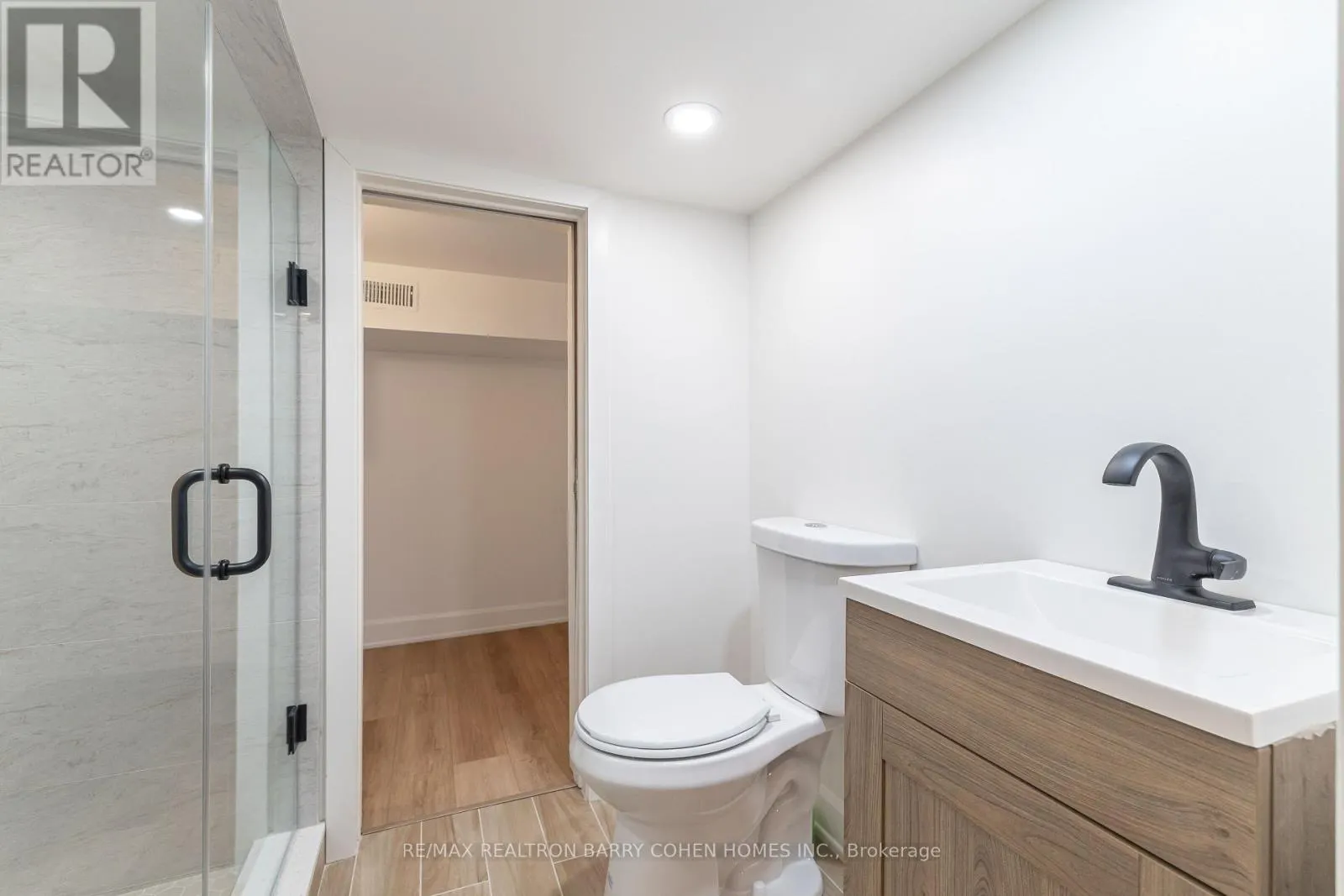 29 GLEN RUSH BOULEVARD