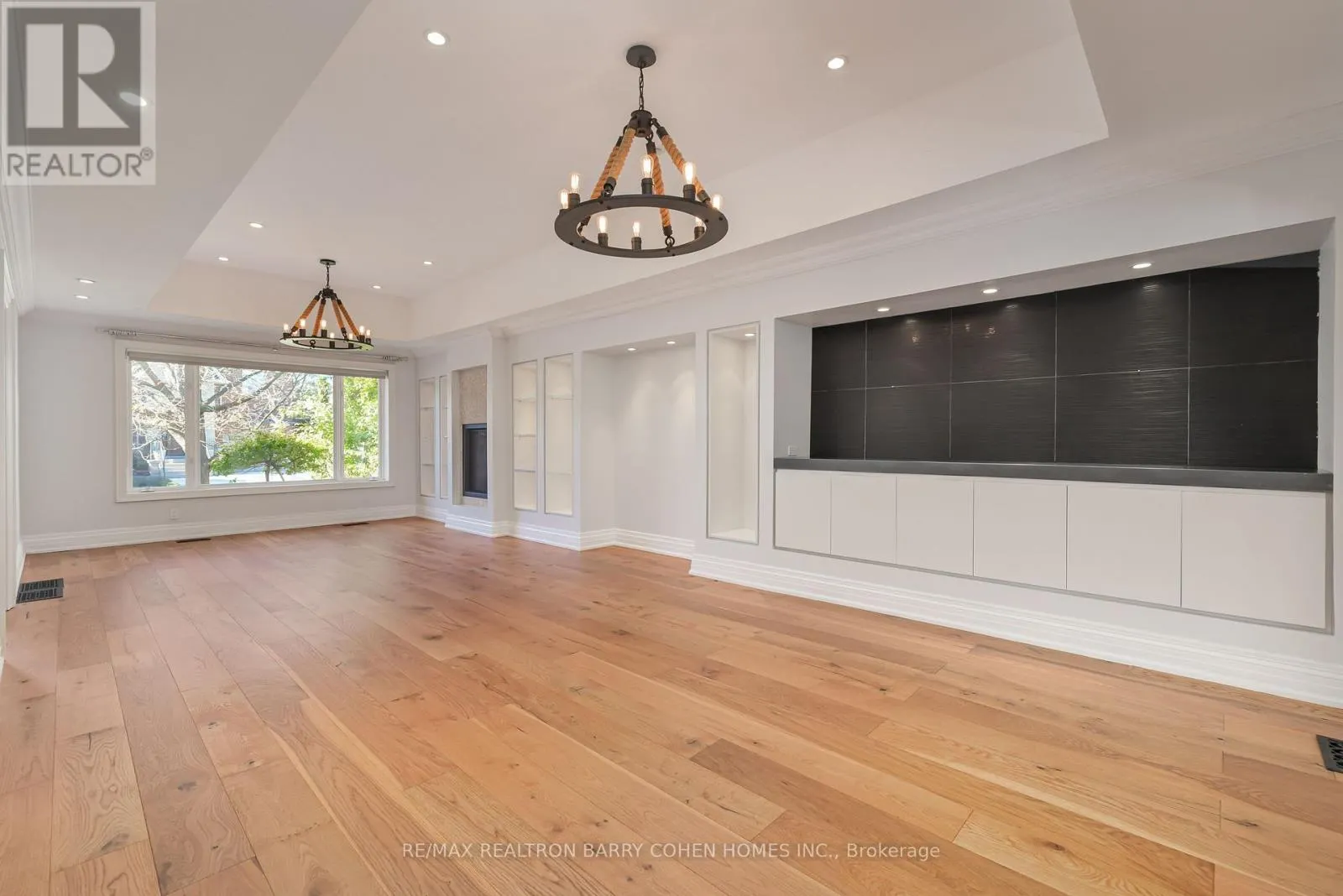 29 GLEN RUSH BOULEVARD