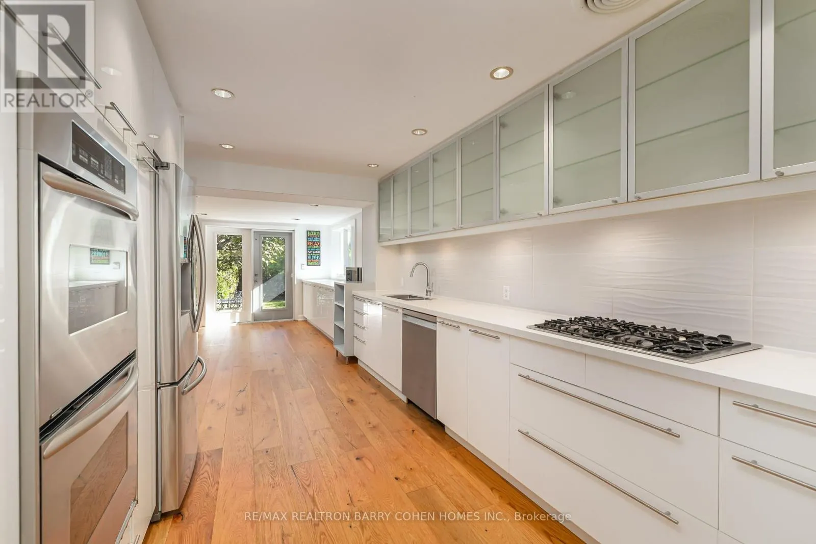 29 GLEN RUSH BOULEVARD