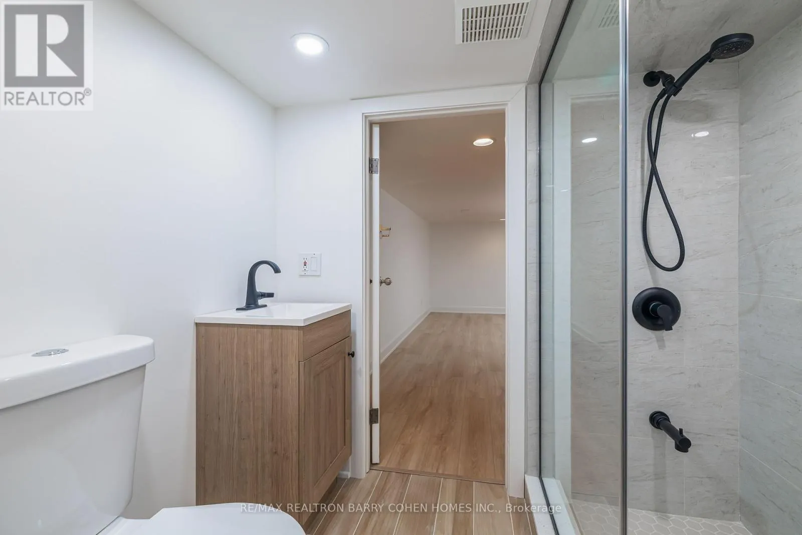 29 GLEN RUSH BOULEVARD