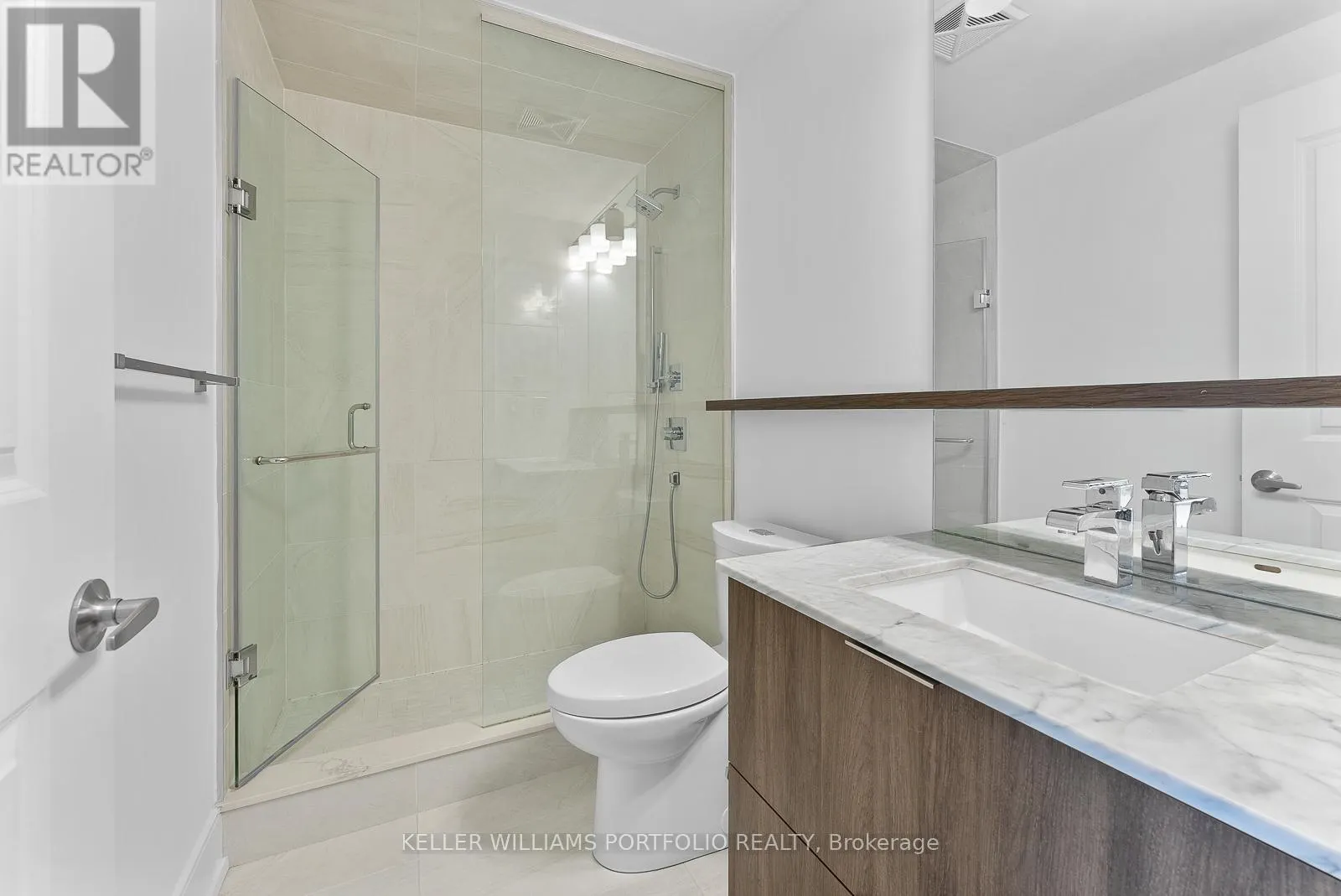 310 - 6 PARKWOOD AVENUE