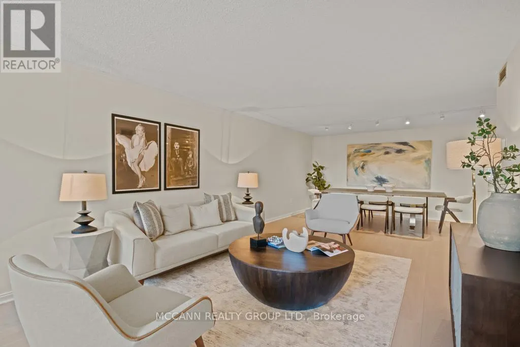 301 - 360 BLOOR STREET E