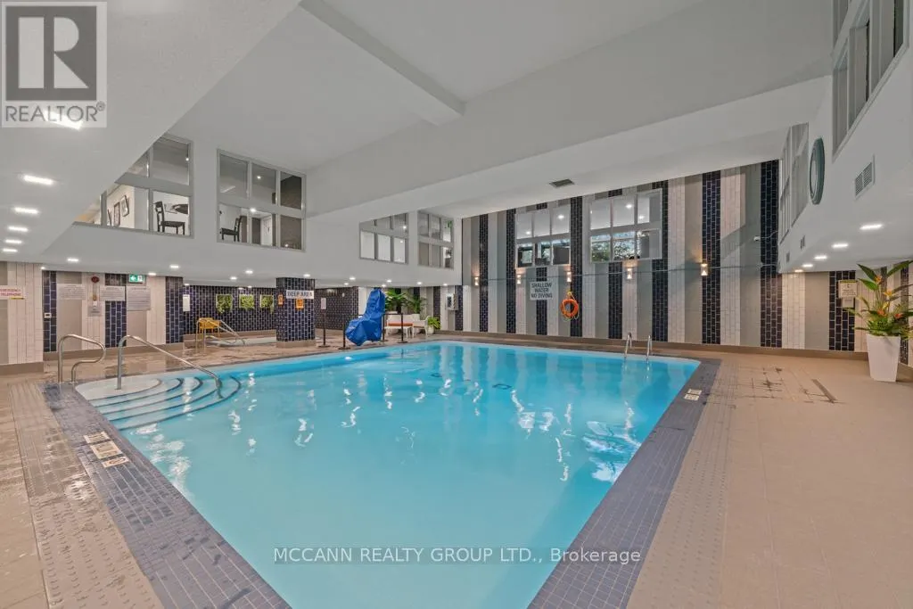 301 - 360 BLOOR STREET E