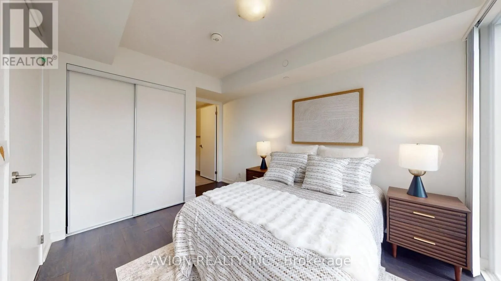 2007 - 60 SHUTER STREET