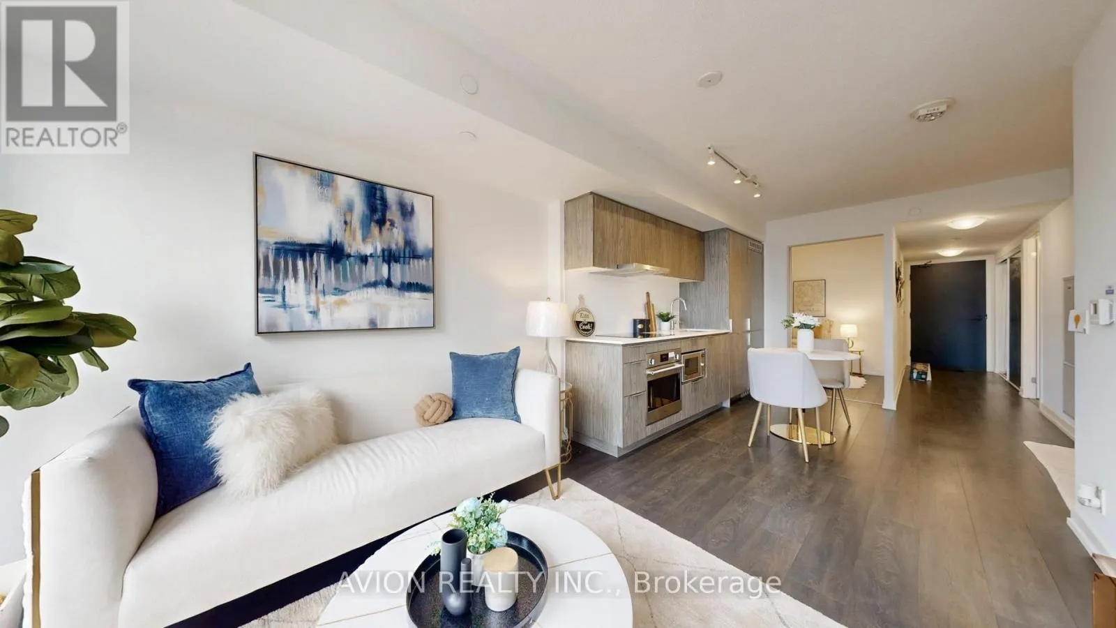 2007 - 60 SHUTER STREET