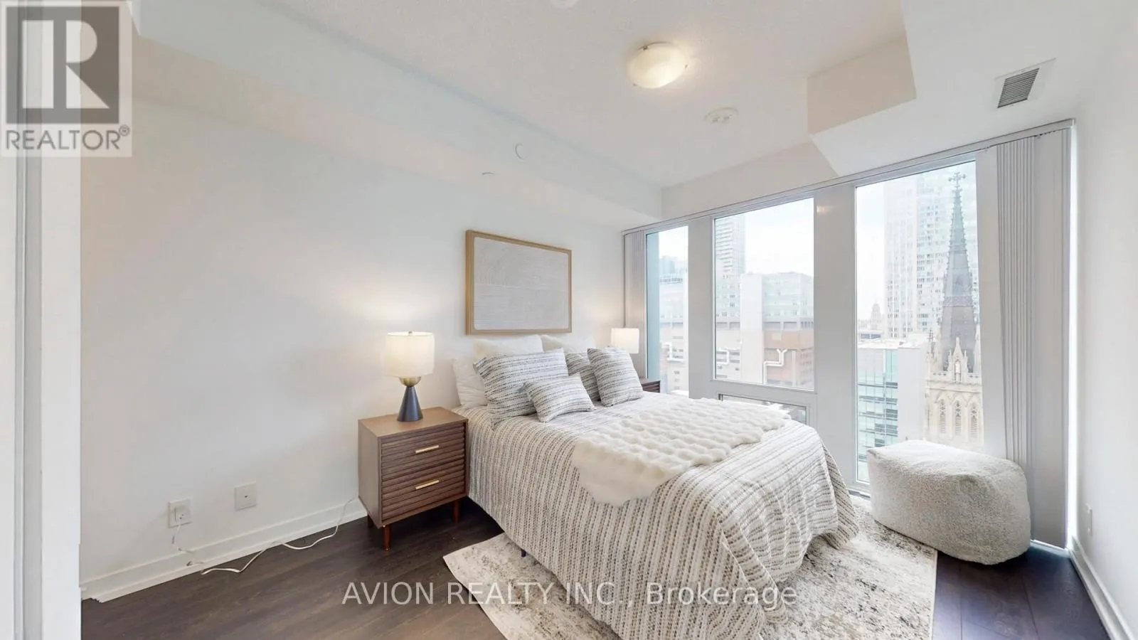 2007 - 60 SHUTER STREET