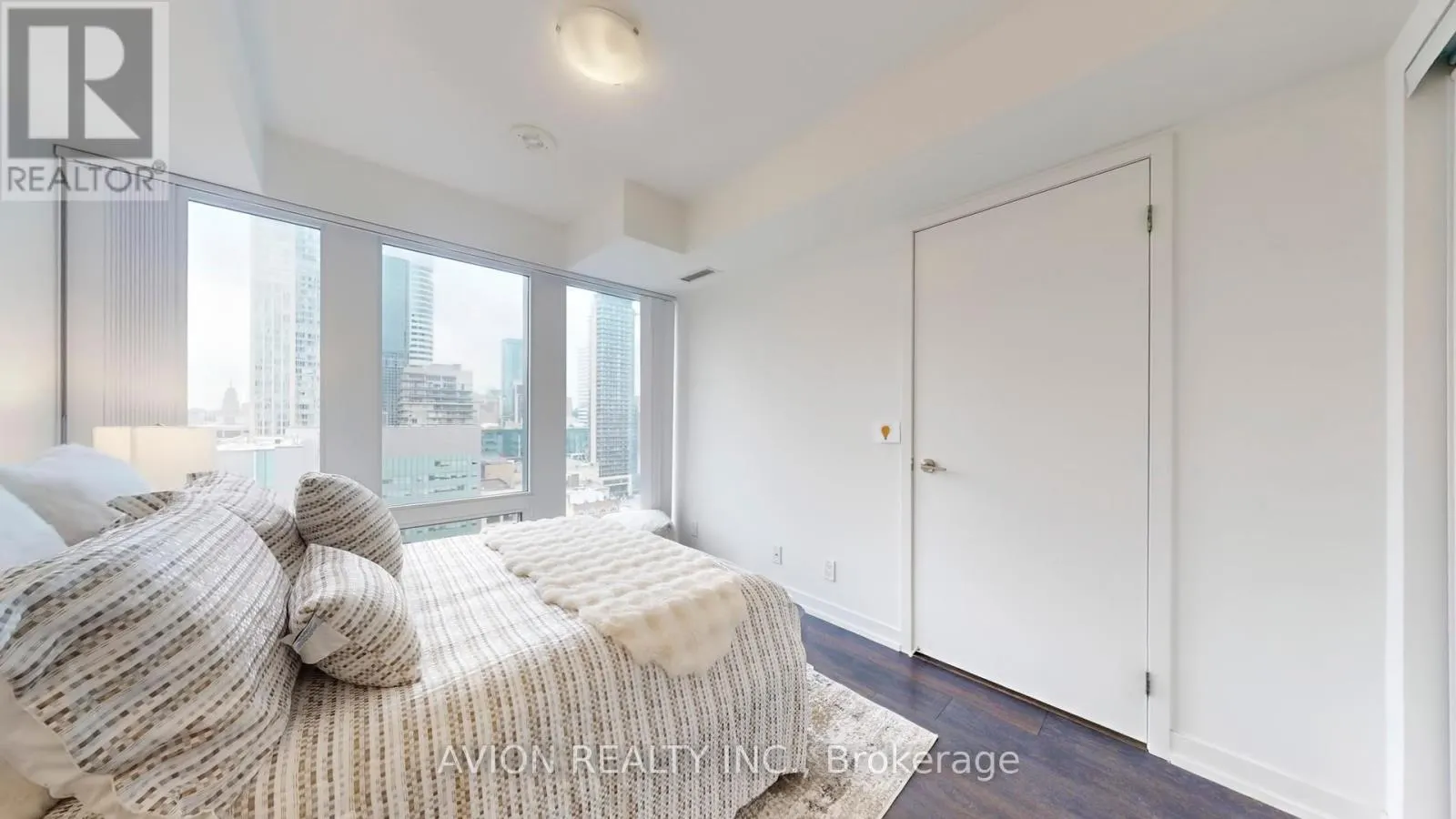 2007 - 60 SHUTER STREET