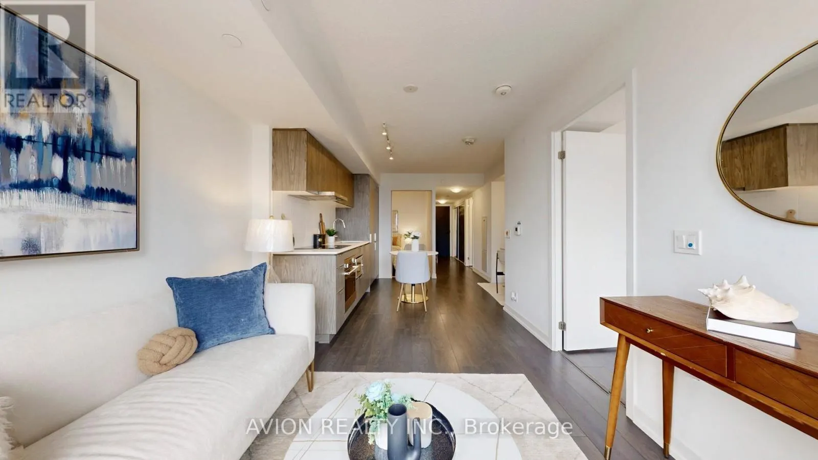 2007 - 60 SHUTER STREET