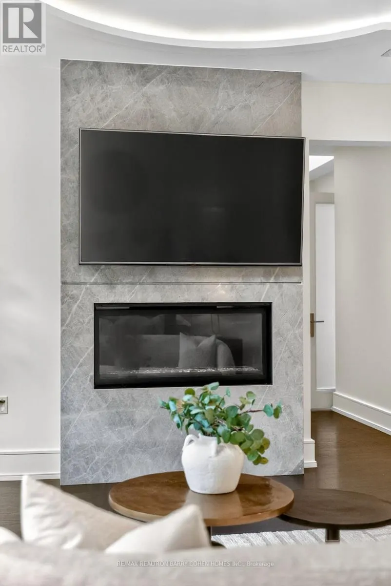 29 JUNEWOOD CRESCENT