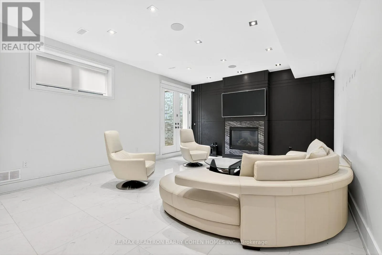 29 JUNEWOOD CRESCENT