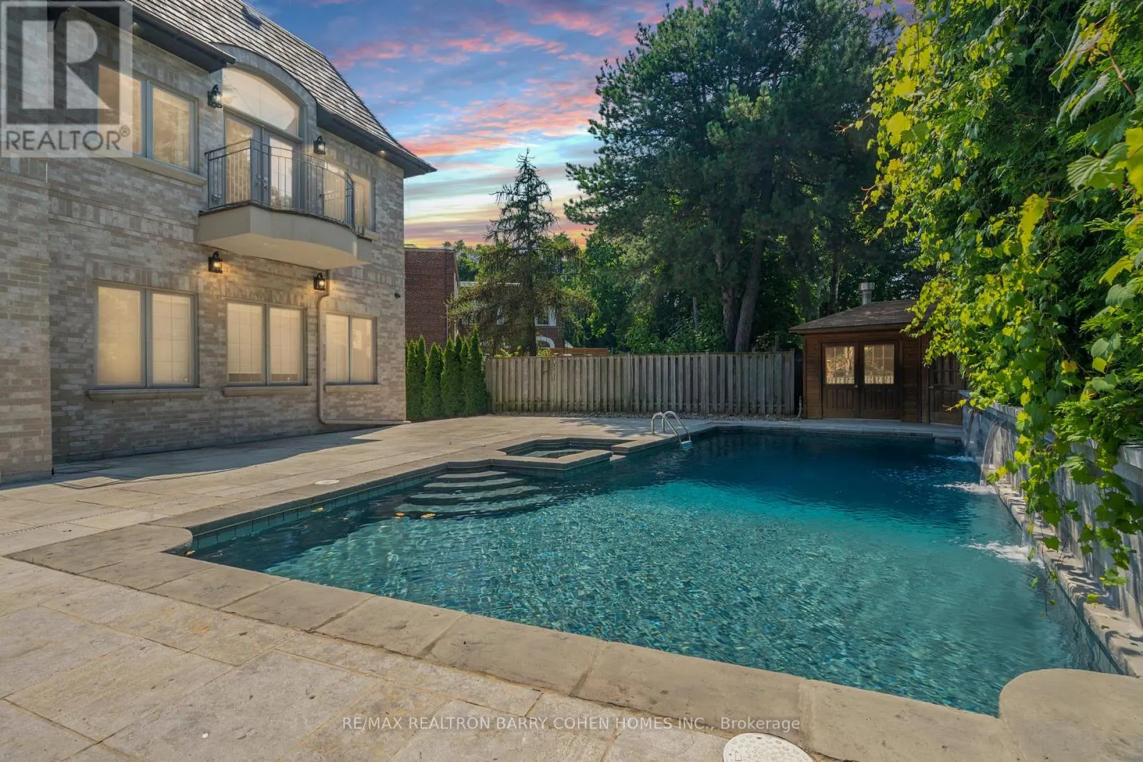 29 JUNEWOOD CRESCENT