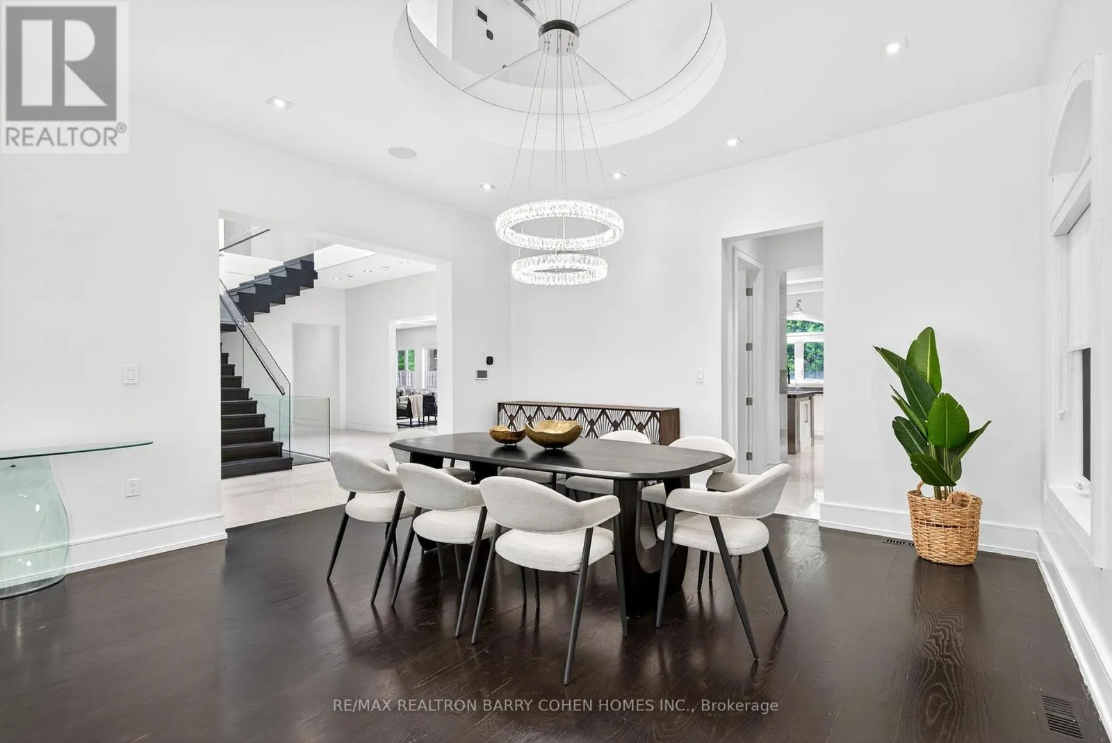 29 JUNEWOOD CRESCENT