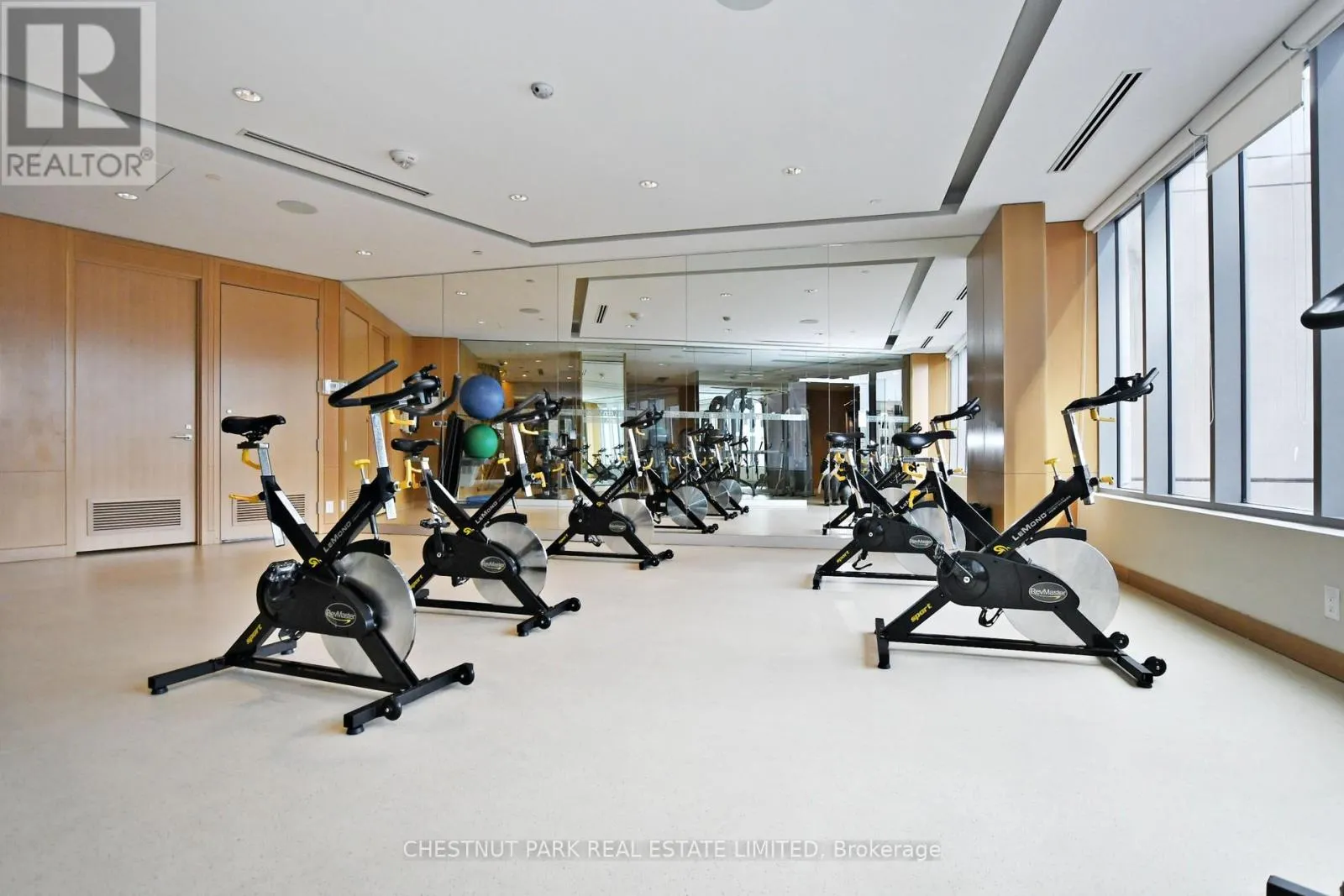 1801 - 120 HARRISON GARDEN BOULEVARD