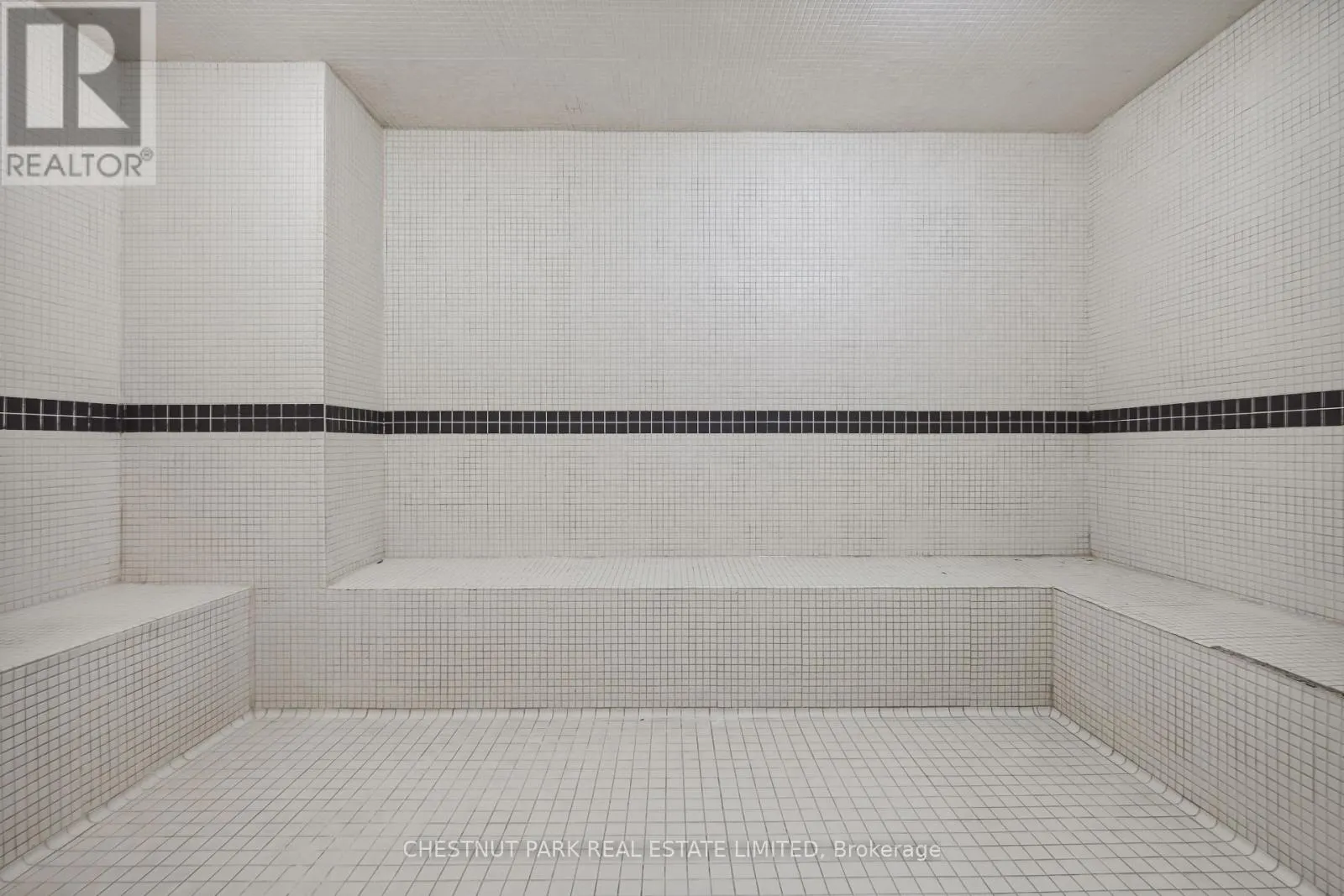 1014 - 85 BLOOR STREET E