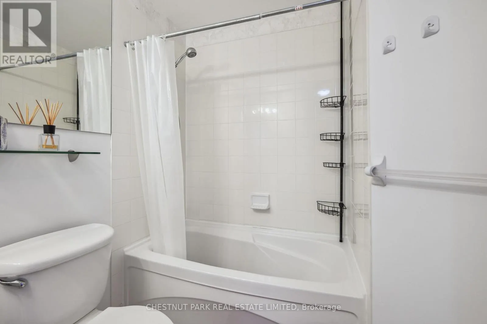 1014 - 85 BLOOR STREET E