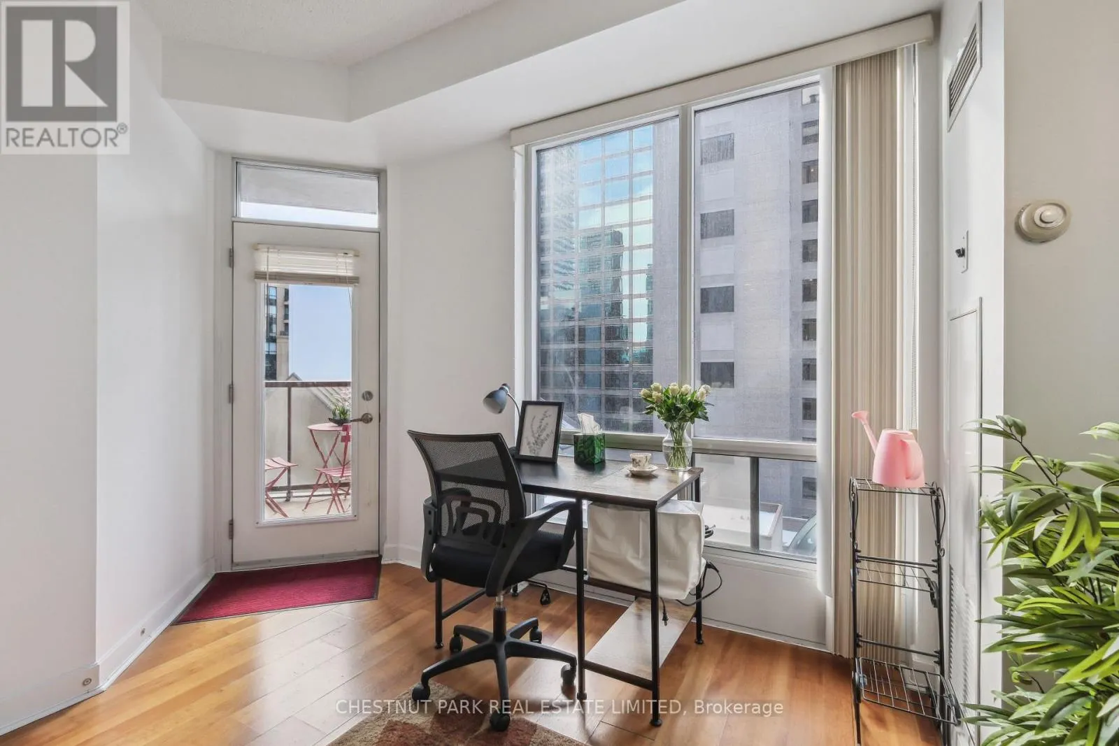 1014 - 85 BLOOR STREET E