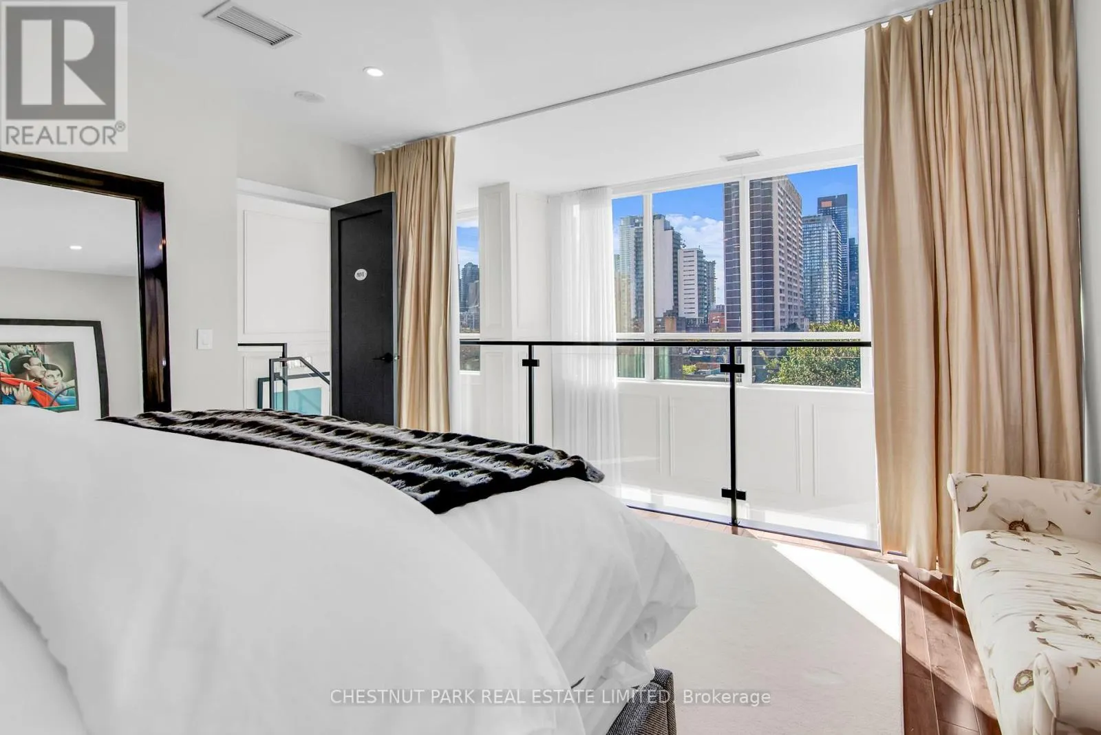 617 - 120 HOMEWOOD AVENUE