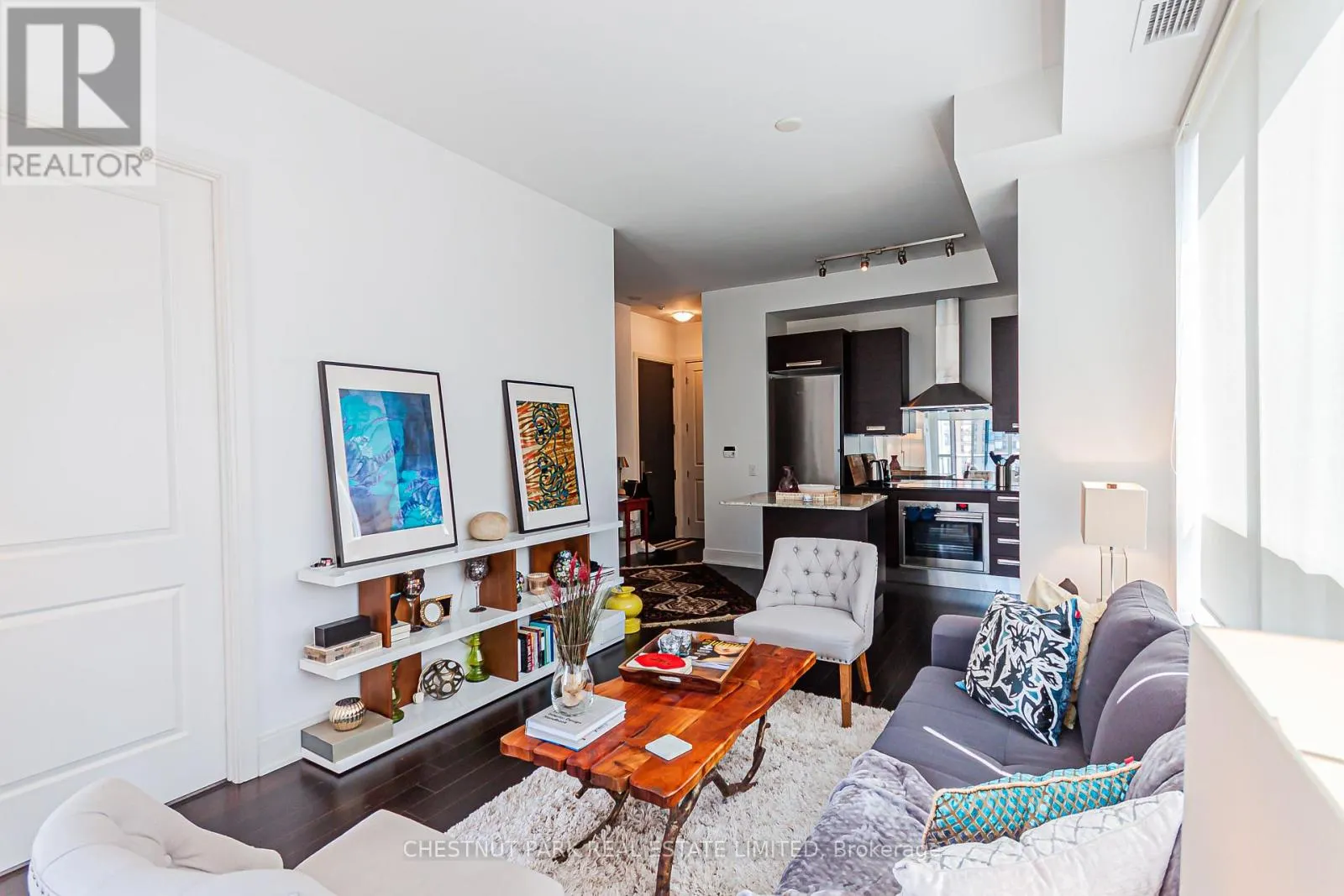 1204 - 21 BALMUTO STREET