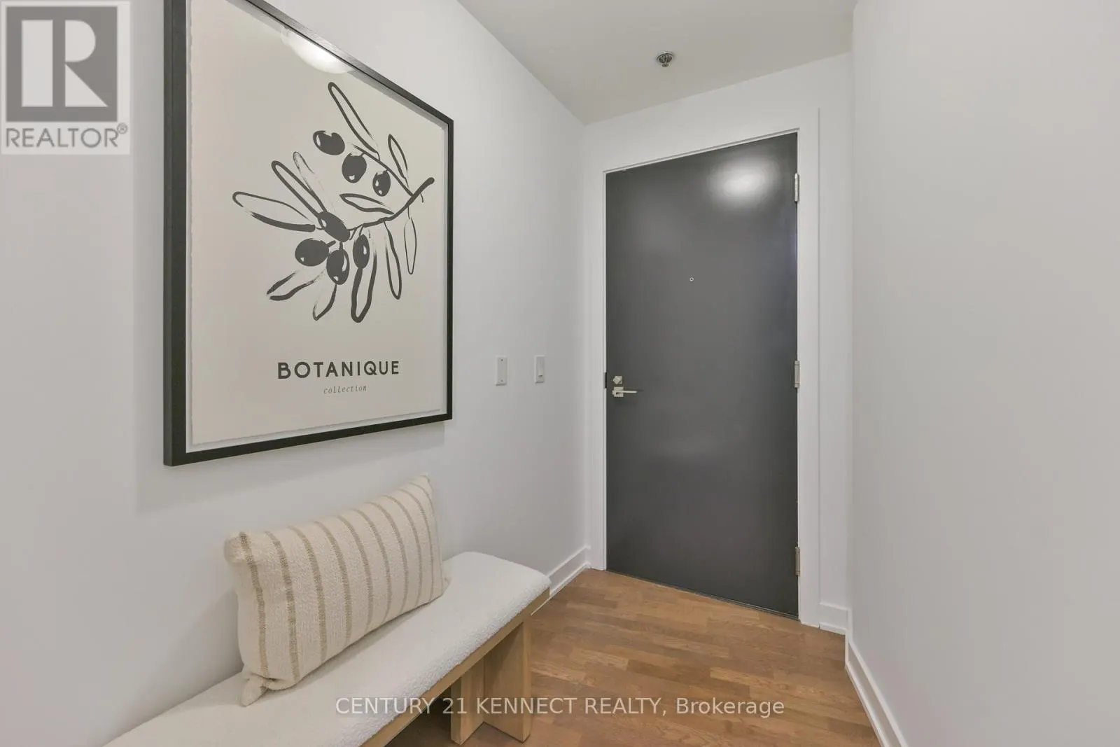 607 - 15 BEVERLEY STREET