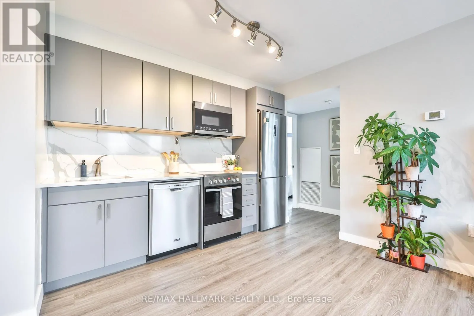 2503 - 15 FORT YORK BOULEVARD