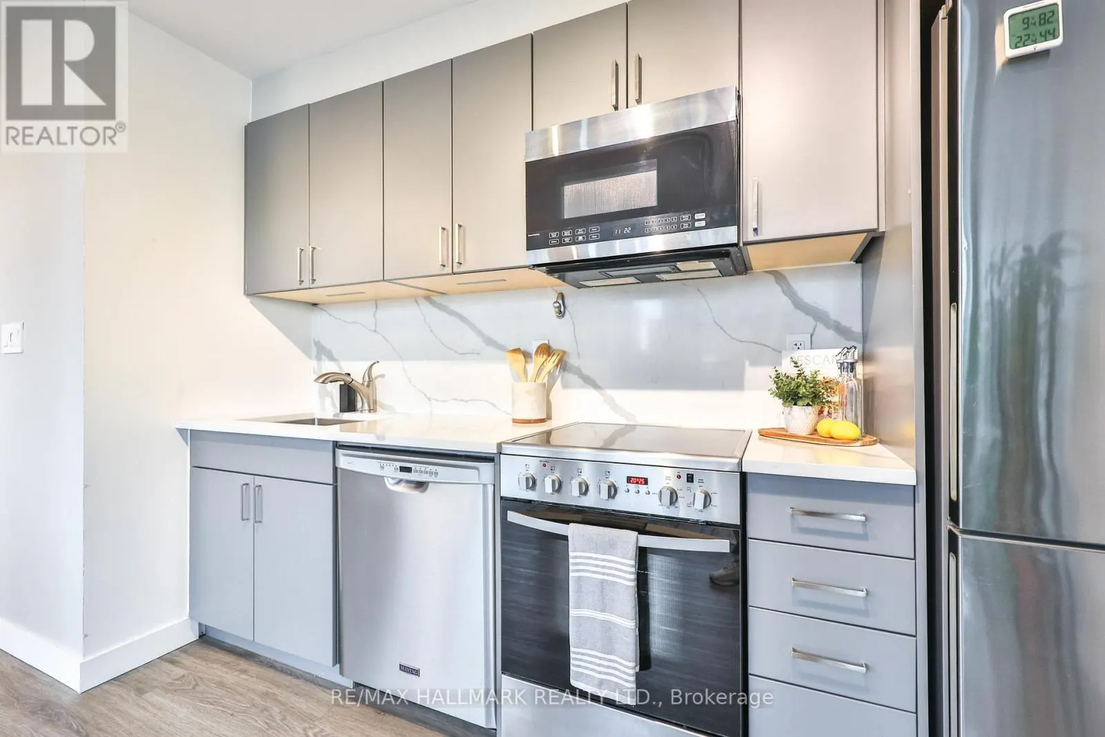 2503 - 15 FORT YORK BOULEVARD