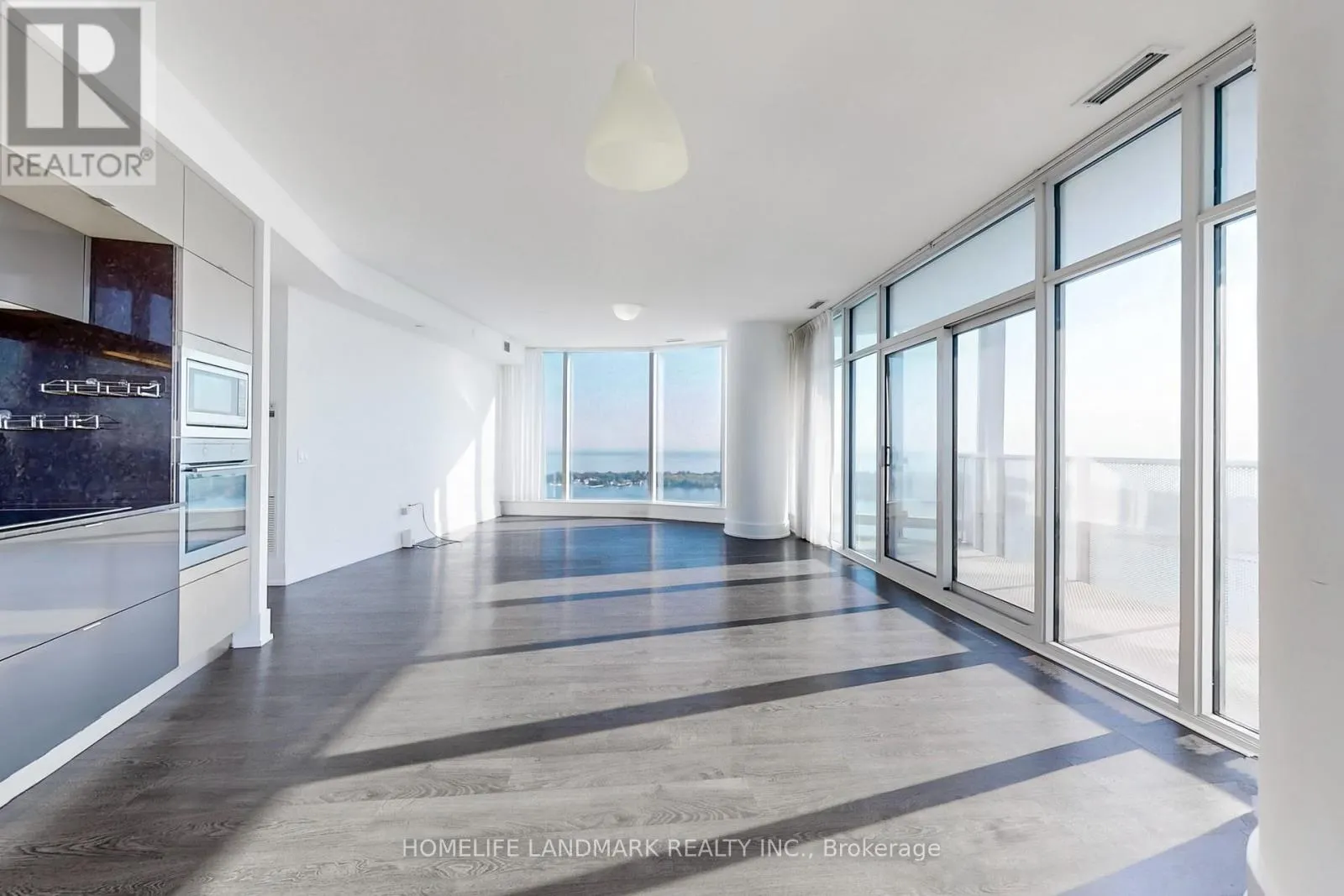 5510 - 10 YORK STREET